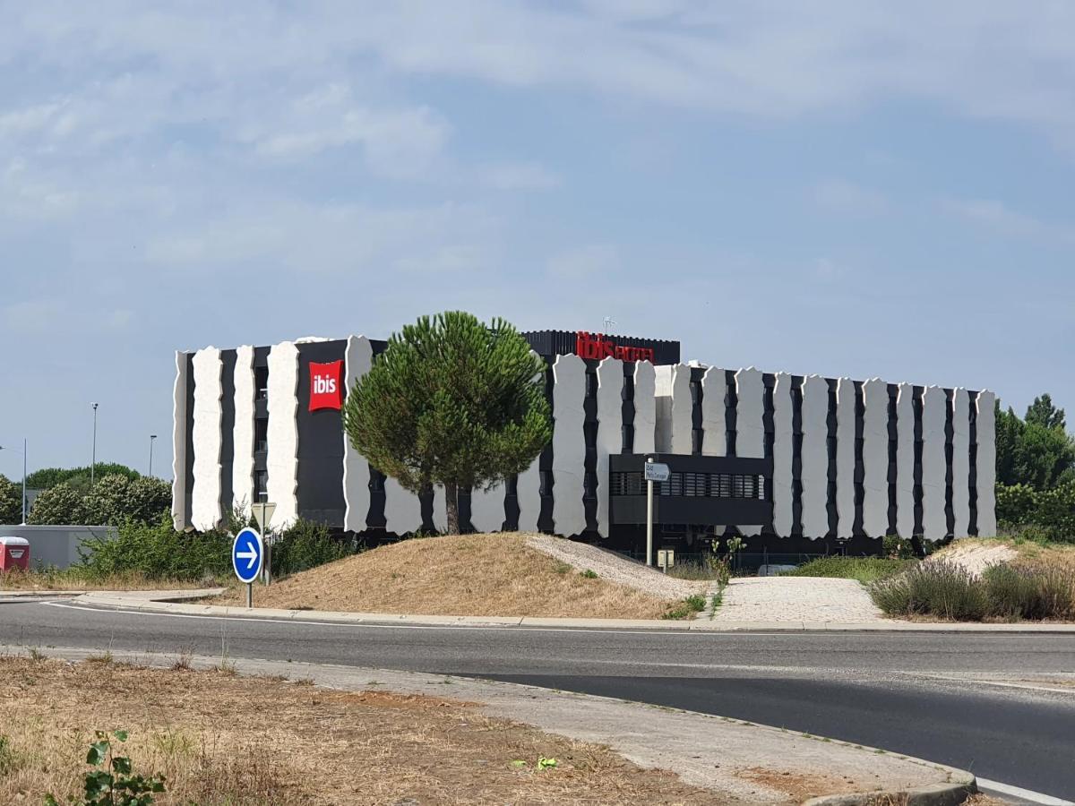 Hotel Ibis Lunel Petite Camargue Esterno foto