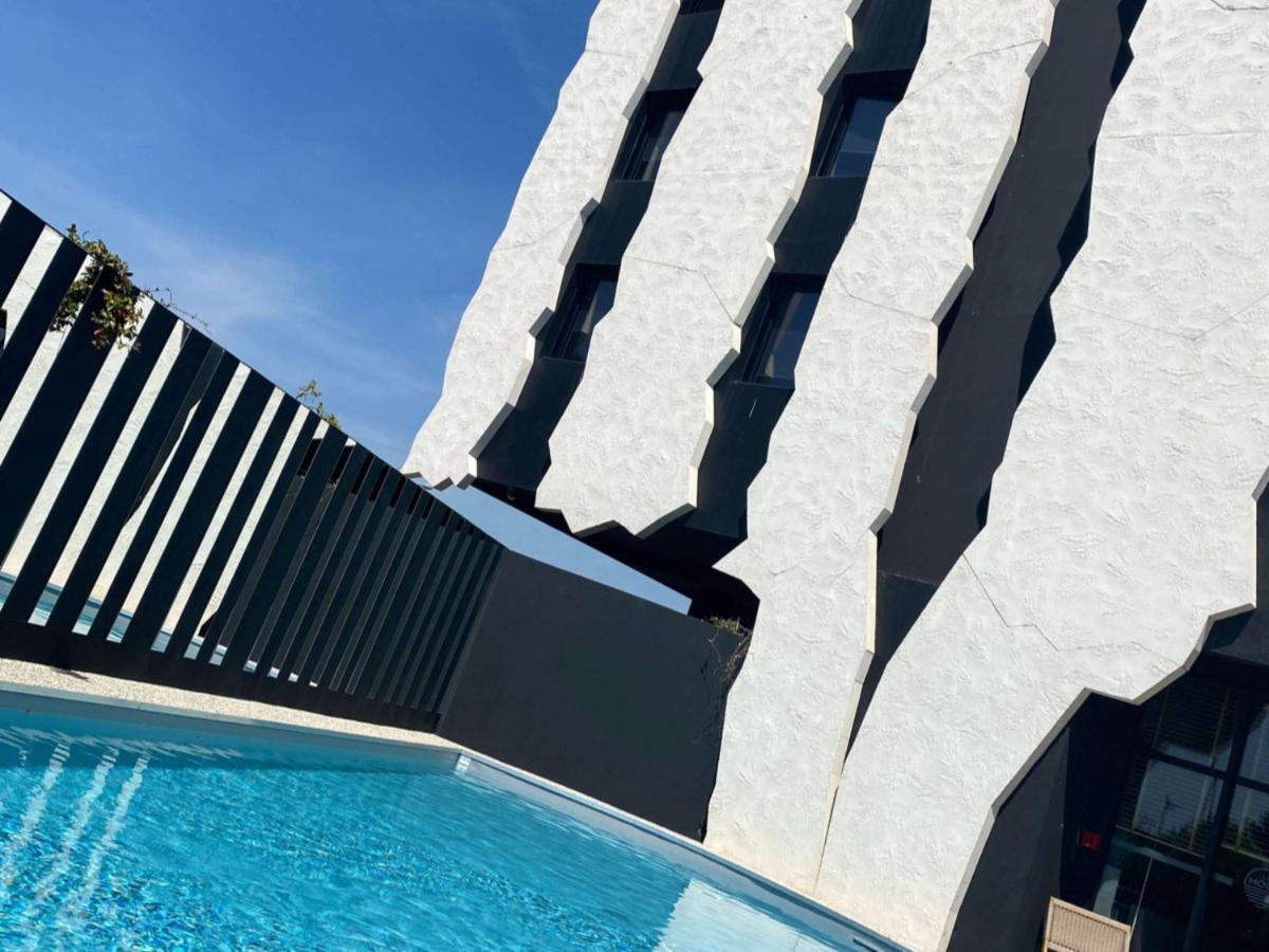 Ibis Lunel Petite Camargue Esterno foto